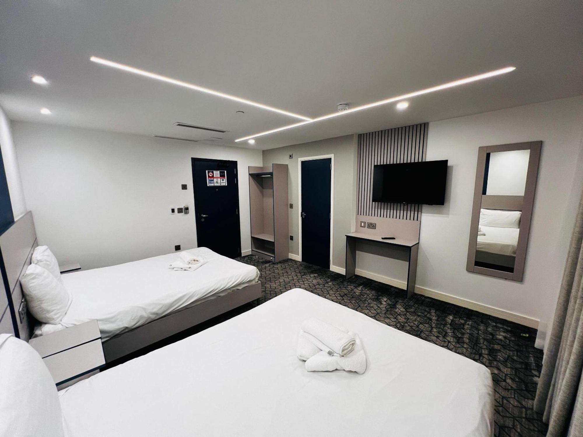 Ilford Grand Hotel Εξωτερικό φωτογραφία